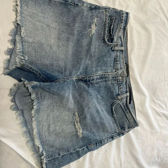 High Rise 4” Jean Shorts - Picture 5 of 5